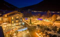 Brennseehof Au&szlig;enansicht Winter - Nacht, Gert Perauer