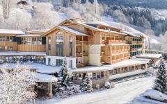 Brennseehof Au&szlig;enansicht Winter, Gert Perauer