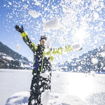121-8594-HR_brennseehof_winter_by_gert_perauer