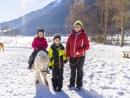 134-8741-HR_brennseehof_winter_by_gert_perauer