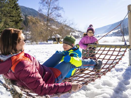 156-8892-HR_brennseehof_winter_by_gert_perauer