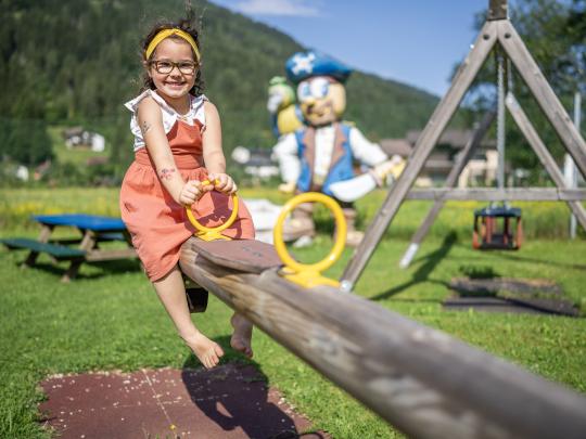 102-7254-LR_aktiv_brennseehof_feldamsee©gert_perauer
